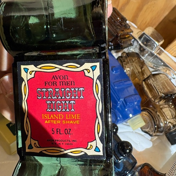 Vintage Glass Collectible Avon Bottles Set 14 all empty - Picture 7 of 9